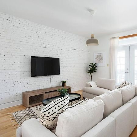 Chic Mile-End 3Br Getaway - Free Parking, Sleeps 8 Apartment Montreal Exterior photo